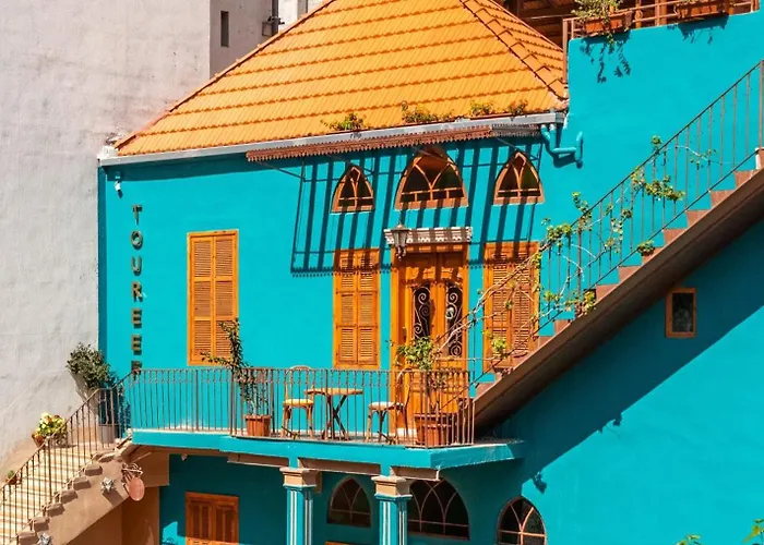 Beit Toureef - Home