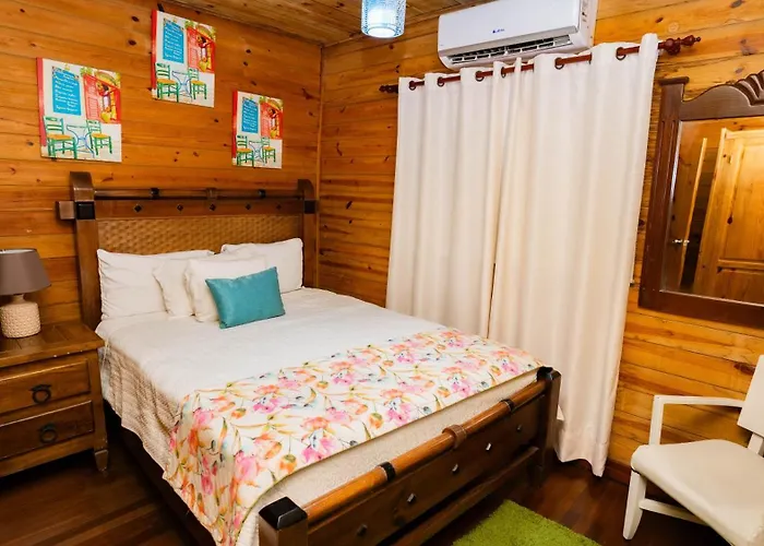Guacamayos Hotel