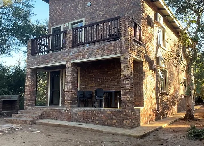 Melamar Estate