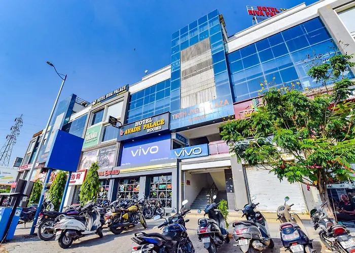 Hotel Avadh Palace, Subhash Bridge, Rto Circle, Ahmedabad