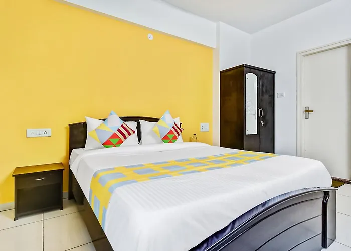 Hotel O Crystal Inn