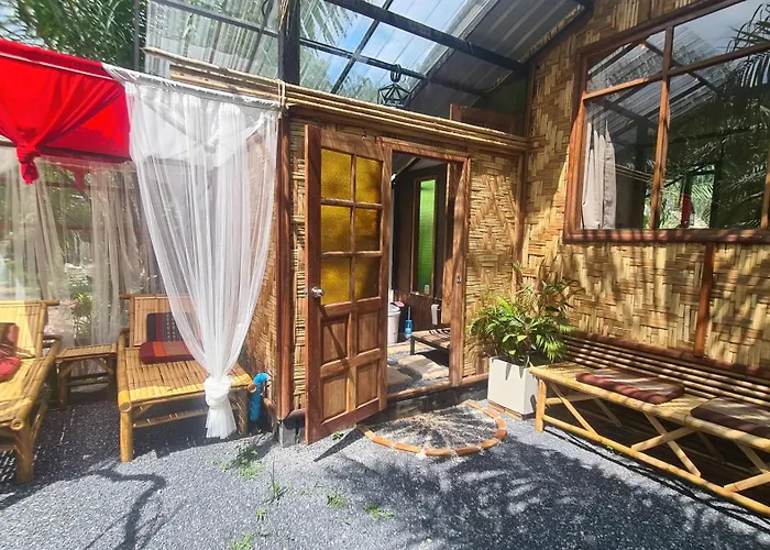 Tee Bungalow In The Jungle