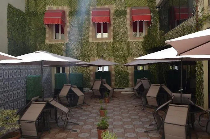 Hotel D'Orient
