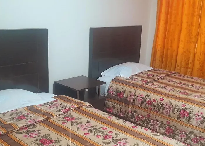Hotel Reyna