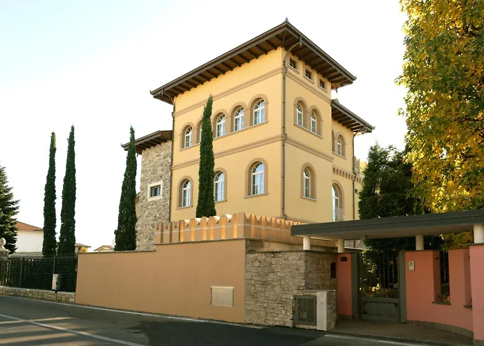 Accomodation Hotel Castello Il Codirosso