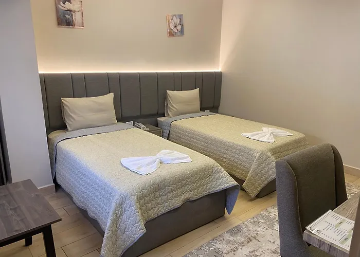 Holy Sheet Plus - Boutique Hotel