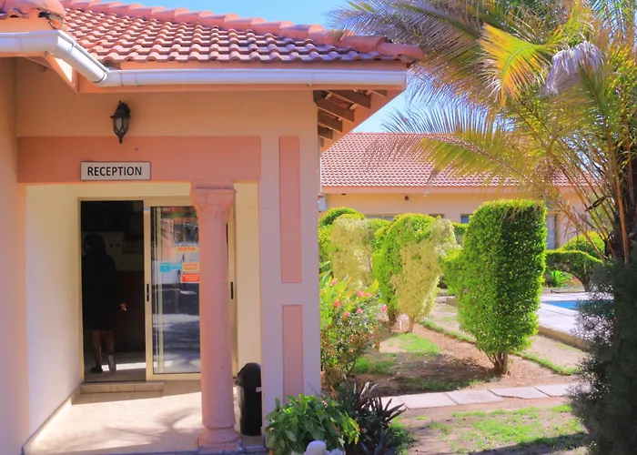 Okavango Roadside Guesthouse