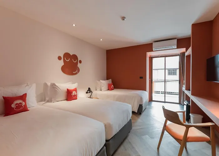 Blu Monkey Hub And Hotel Bangsaen