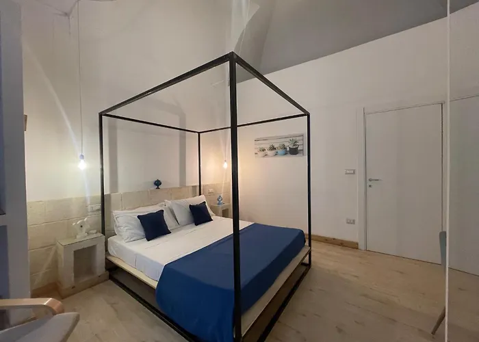 Casa Manfredi D'Angiò
