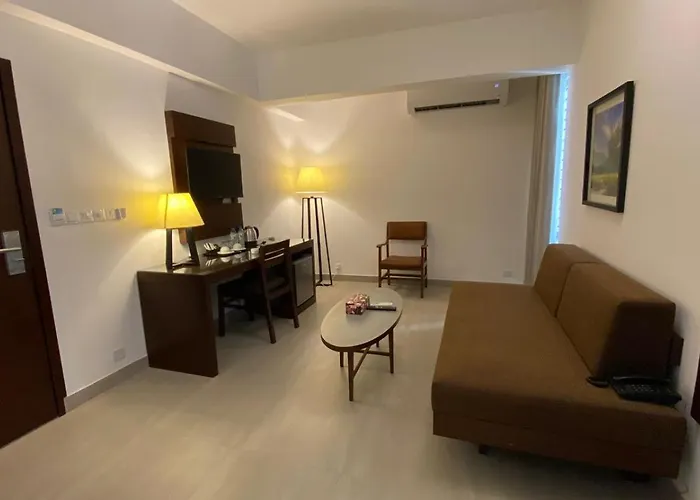Royal Pearl Suites