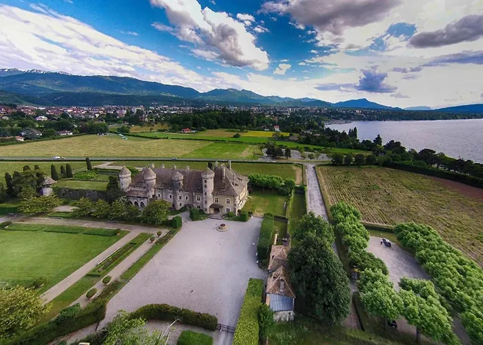 Logis Hotel Arc En Ciel