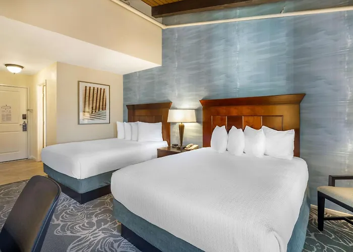 Best Western Plus Carpinteria Inn