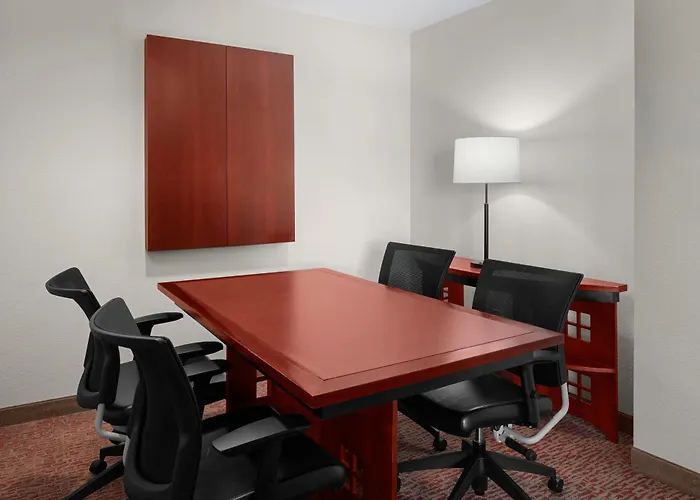 Larkspur Landing Extended Stay Suites Renton