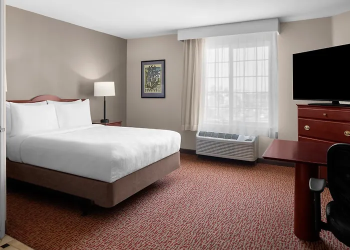 Larkspur Landing Extended Stay Suites Hillsboro