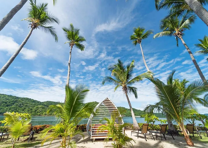Isla Chiquita Glamping Hotel
