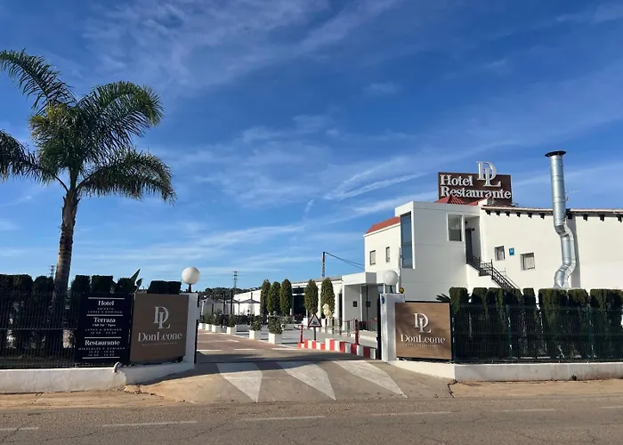 Don Leone Hotel