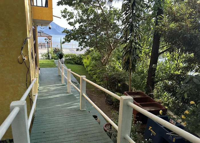 Hanna Suites