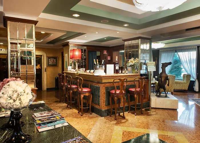 Santa Barbara Hotel