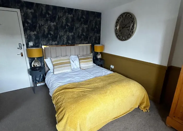 The Golden Lion Hotel
