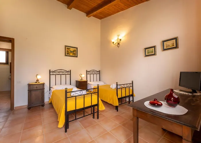 Tenuta Santicuti