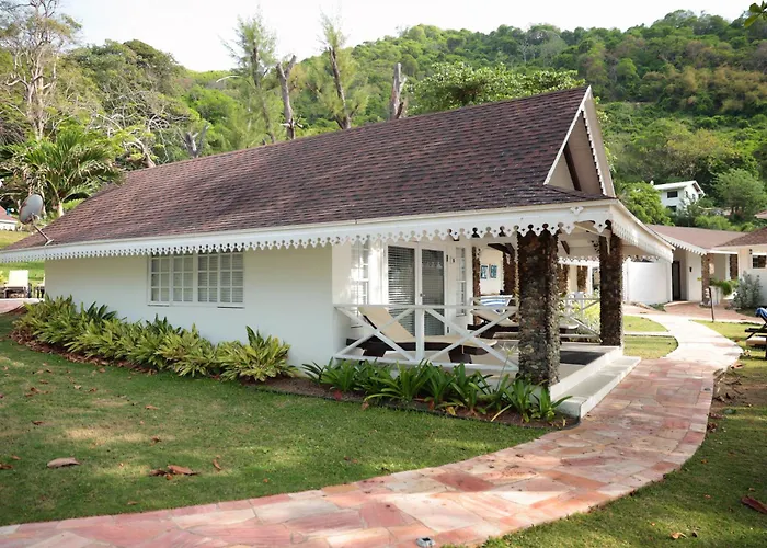 Blue Waters Inn