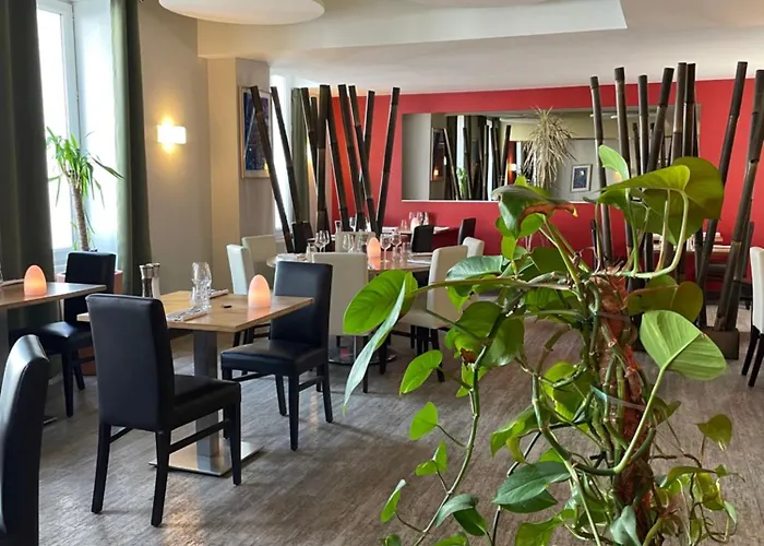 Hôtel Restaurant La Boule d'Or