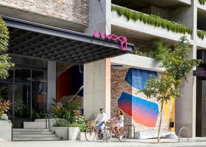 Moxy Sydney Airport