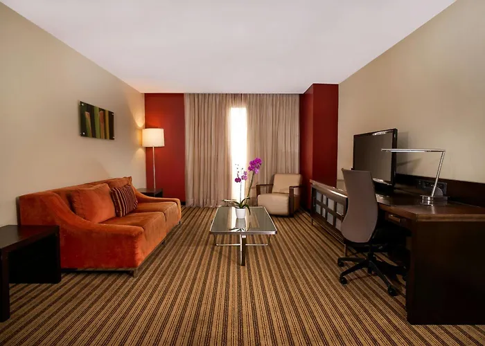 Renaissance Caracas La Castellana Hotel