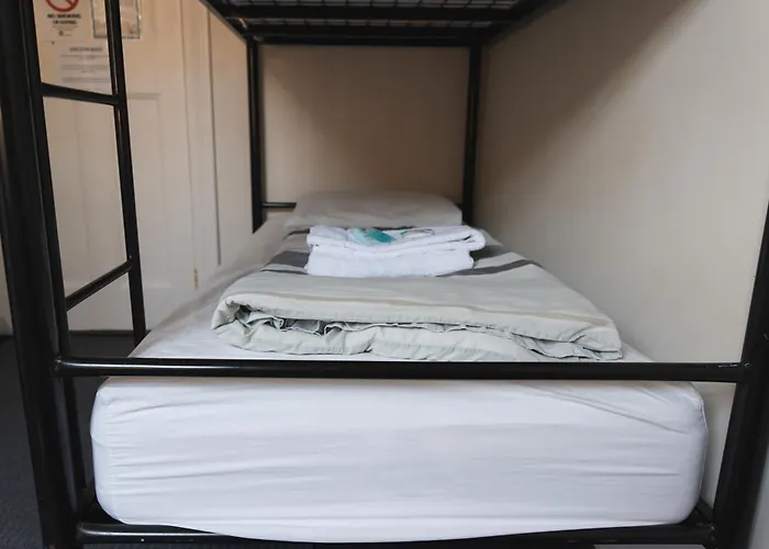 Manly Bunkhouse