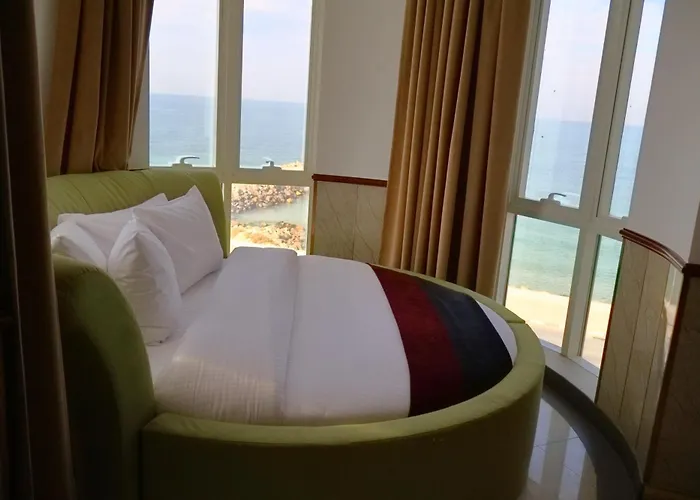 Claridge Star Hotel