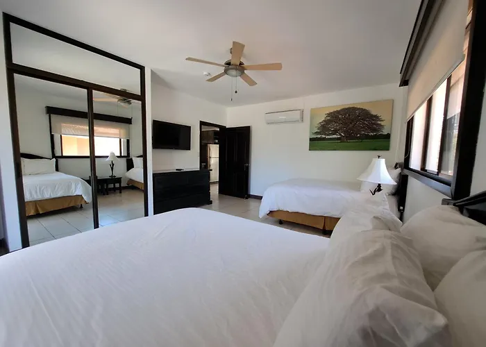 Papagayo Hotel y Villas