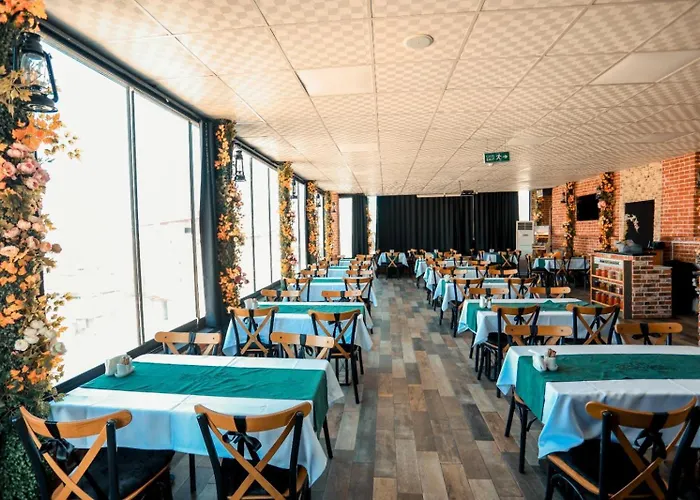 Hasuni Tas Hotel