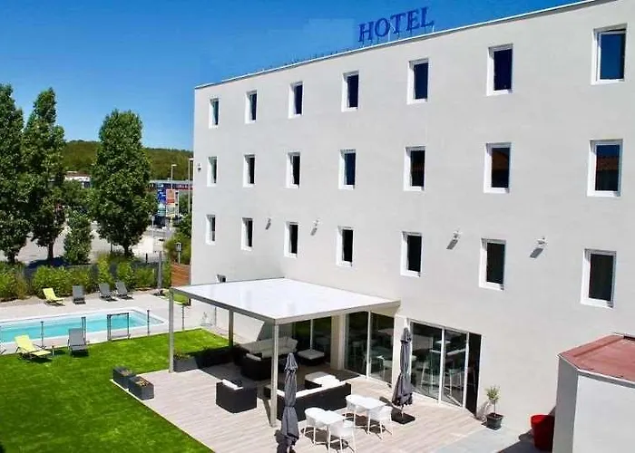 Brit Hotel Confort Martigues