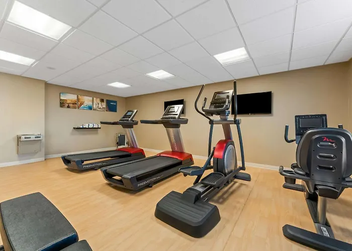 Comfort Inn & Suites Avera Southwest