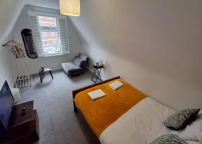 Inn By The Sea, Portsmouth, Parking Ev 22Kw Available