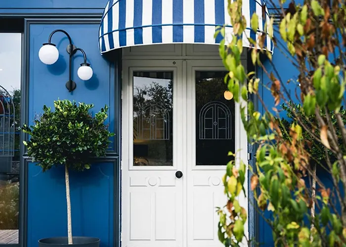 Hotel Saintchristophe Houdan