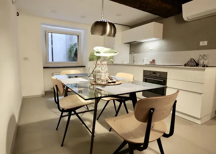 Palazzina B - Contemporary Studio