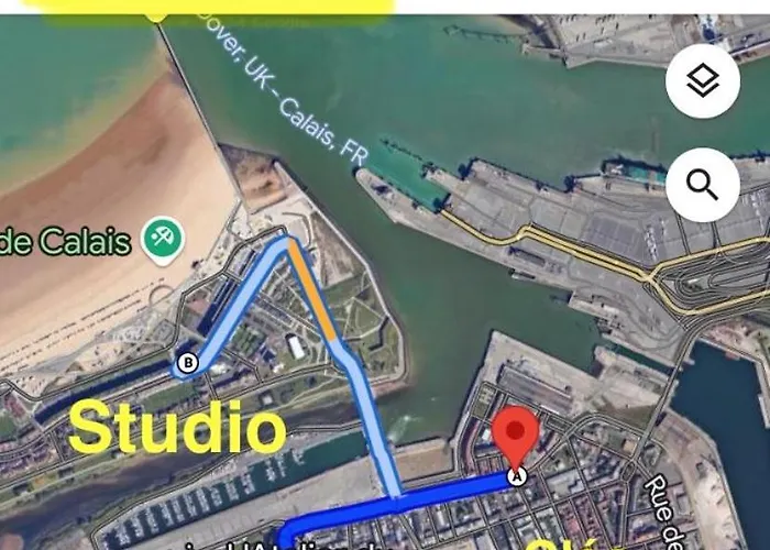 Studio vue sur mer classé 3 étoiles, Calais