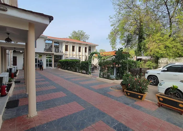 Aron International Hotel