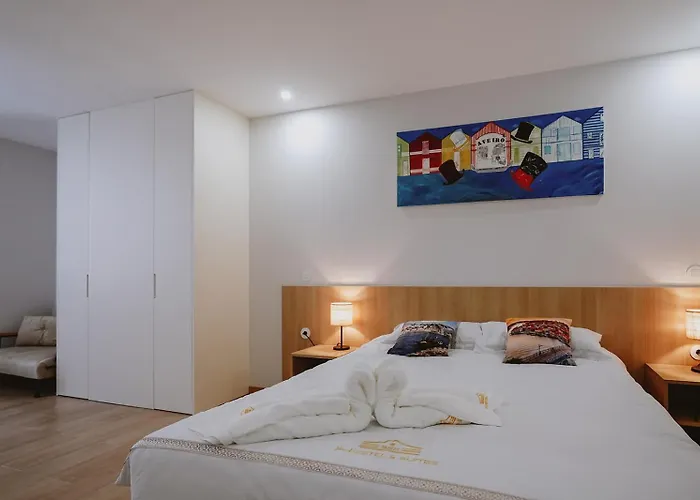 888 Hostel&Suites