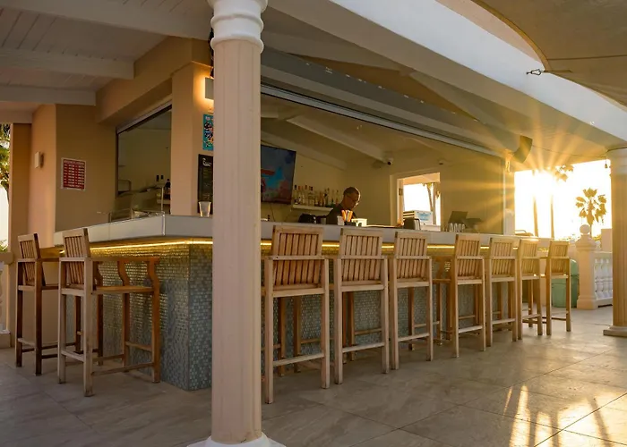 Merakii Seaview Escape Curacao