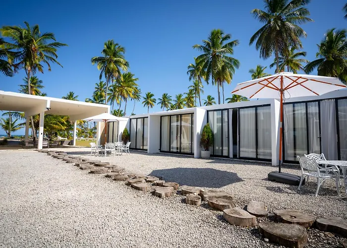 The Palm Bay Club Lodge
