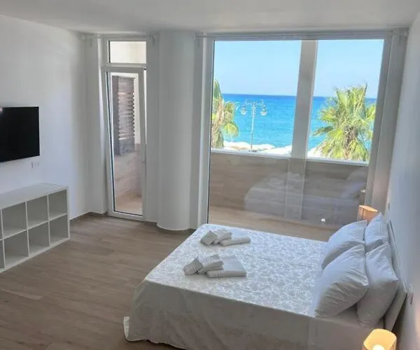 Hotel Playamandatoriccio