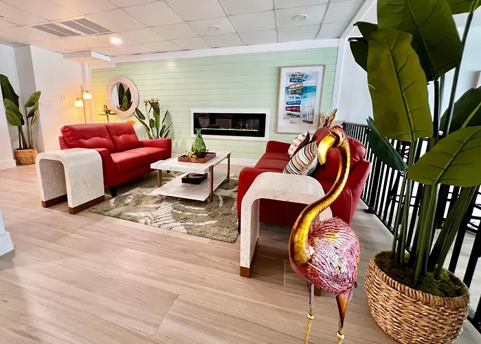 Lani Kai Island Resort (Adults Only)