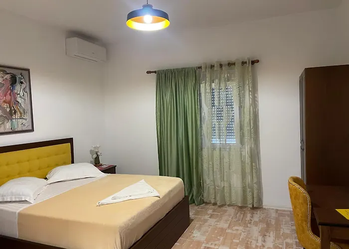 Hotel Vila C Plus Plus