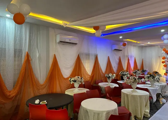 Lintoc Hotel & Suites
