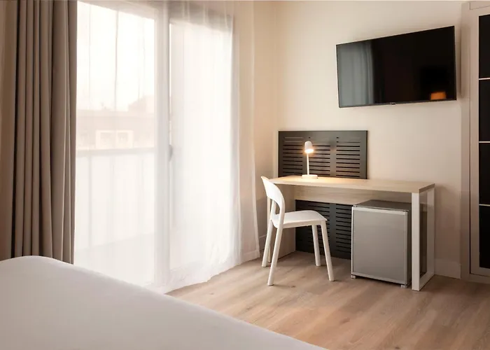 B&B HOTEL Vitoria General Álava