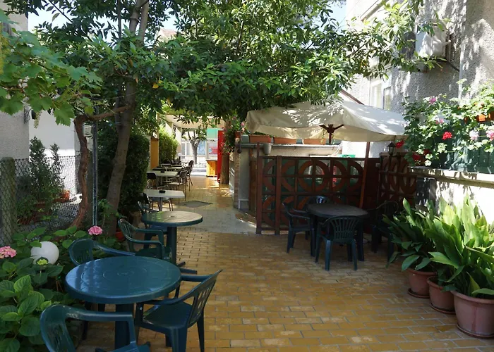 Guest House Lambovi