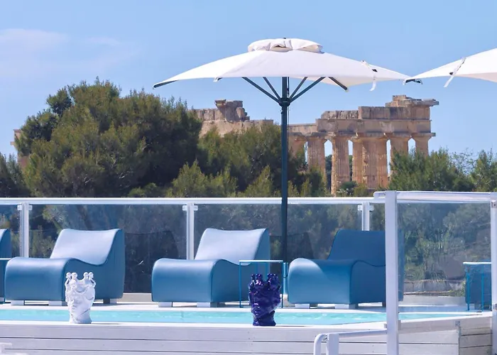 Hotel With Swimming Pool In Marinella Di Selinunte Just 300 Mt From The Sea