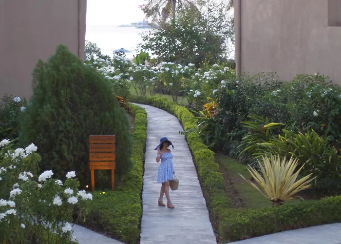 Luwansa Beach Hotel